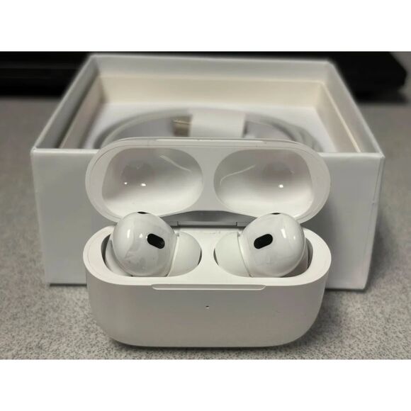 Apple AirPods Pro 2nd Generation - Like New in Box - Picture 1 of 6